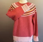 Harley of Scotland - Færø Pullover Super Soft - Cinder, coral, rosa, rosenrød, 4872, harley, skotland, ekstra, blød, super, soft, fin, cashmere, luksus, lækker, kvalitet, sporty, feminin, pullover, sweater, strik, trøje, tynd, lun, smuk, klassisk, moderne, biti, ribe