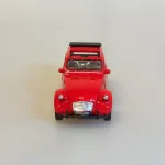 Modelbil Citroën 2CV - Rød med Soltag, åbent, tag, soltag, sommerbil, cabriolet, fransk, bil, gammel, vintage, retro, metal, modelbil, 2cv, 1979, flot, kvalitet, samler, symbolsk, første, bil, kørekort, frankrig, frankofil, ferie, hus, gave, rejser, provence, biti, ribe,