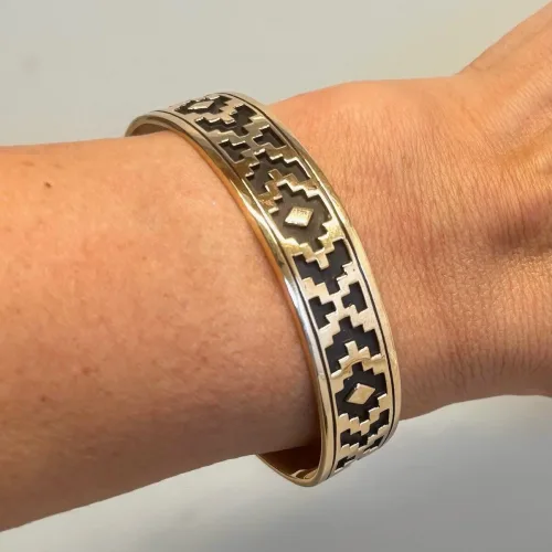 Armbånd Bronze med Inka Mønster, azteker, indianer, native, spirituel, kubemønster, indianersmykke, shaman, bronze, armring, fast, gyldent, guld, bronzesmykker, kobber, særligt, amulet, biti, ribe, inetressant, beskyttende, healende, kd, bra, 16,