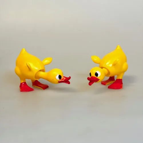 Nikke Dyr - Gul Ælling, duck, wa-, gul, and, ælling, badeand, vippedyr, vippe, nikke, nikkedyr, fugl, bade, gå glad i bad, sjov, retro, figur, 60'erne, biti, ribe, gave, symbolsk, badedyr, sommerferie, konfirmand, svømning,