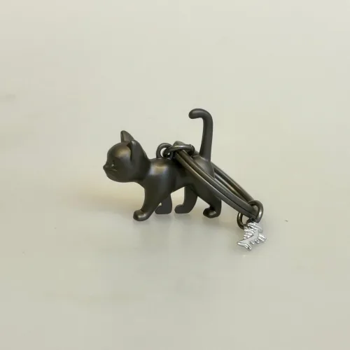 Nøglering - Kat og Fisk, sort, grå, katteting, katte, ting med, kattenøglering, metal, lækker, design, kvalitet, gedigen, flot, kær, katteejer, gave, gaveide, personlig, MTM, 339-01, biti, ribe,