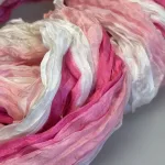 Twistet Silketørklæde 90150 Rosa Nuancer, monaco, salto, sandvasket, vasket, silke, lyse, rosa, farver, nuancer, tone-i-tone, feminint, lyserød, pink, rosa, rosebud, feminin, dæmpet, snoet, krøllet, crash, ren, ægte, 100%, silke, silketørklæde, aflangt, tonet, koloreret, akvarel, tone-i-tone, ensfarvet, farvespil, sporty, elegant, smart, moderne, flot, lækkert, kvalitet, eksklusivt, damer, gave, gaveide, nordisk, stil, design, grønne, turkis, petrol, klædeligt, dansk, sjal, biti, ribe