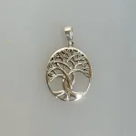 Vedhæng Sølv - Livets Træ Yggdrasil Ovalt Tredelt Stamme, yggdrasil, livets træ, livstræet, tredelt, tre, rødder, stamme, skæbnegudinder, norner, magisk, treenighed, KD, ovalt, træ, vedhæng, vikingesmykke, asketræ, aser, freja, ydun, vikinger, vikingesmykker, museumssmykke, fund, udgravninger, grav, nordiske, kopismykke, ægte, original, danefæ, dansk, historiske, smykker, sølv, sterling, biti, ribe