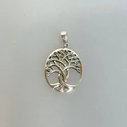 Vedhæng Sølv - Livets Træ Yggdrasil Ovalt Tredelt Stamme, yggdrasil, livets træ, livstræet, tredelt, tre, rødder, stamme, skæbnegudinder, norner, magisk, treenighed, KD, ovalt, træ, vedhæng, vikingesmykke, asketræ, aser, freja, ydun, vikinger, vikingesmykker, museumssmykke, fund, udgravninger, grav, nordiske, kopismykke, ægte, original, danefæ, dansk, historiske, smykker, sølv, sterling, biti, ribe