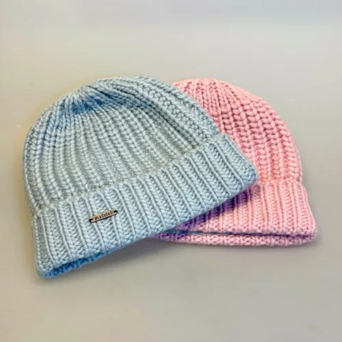 Hue med Foer i Blød Uld - Patat Chunky Rosa, Hue med Foer i Blød Uld - Patat Chunky Isblå, fed, tyk, store pinde, hjemmestrikket, håndstrikket, med, pandefoer, foer, bomuld, økologisk, enkel, babyblå baby, lyseblå, pastel, blå, fairtrade, bæredygtig, flot, lækker, kvalitet, natur, materialer, miljøvenlig, uld, ulden, uldhue, uldhat, strik, strikket, strikhue, damehue, piger, pigehue, strikket, tilbehør, vinterhue, smuk, særlig, blød, kradser ikke, efterår, 2025, smart, moderne, cool, klassisk, classy, lelegant, femin, biti, ribe, moshiki