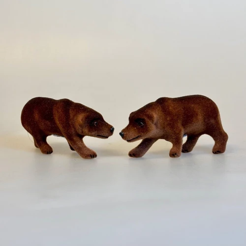 Klassisk Bjørn - Brun Velour, bamse, bamsefar, bamsebjørn, baer01, retro, velour, retro, vilde, dyr, danske, trøffelsvin, trøfler, skovens, dyr, skov, gris, pumba, vortesvin, 1960'erne, original, sjov, gave, symbolsk, gaveide, jul, efterår, skovtema, stilleben, biti, ribe,