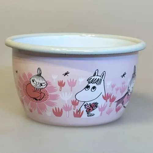 Mumi Metal Skål 3 dl - Lille My og Snorkfrøkenen Rosa, girls, snorkfrøken, lille my, lyserød, piger, mumiskål, mumitroldene, finsk, eventyr, mumidalen, service, morgenmadsskål, emaljeskål, emalje, emaljeret, bålmad, grød, grødskål, bondegård, ko, sort broget, muurla, lysegul, piger, pige, dreng, drenge, børn, voksne, gave, fødselsdag, barselsgave, baby shower, barnedåb, dåbsgave, biti, ribe, vadehavet