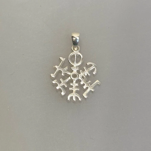 Sølv Vedhæng Vegvisir Åben, 311-13, vegvisir, amulet, vejviser, kompas, vikingekompas, stifinder, beskytter, held, lykke, hjælper, symbolsk, magisk, tegn, heksetegn, runestav, vikingesmykke, museumssmykke, ægte, original, ren, sølv, sterling, vedhæng, halskæde, smykke, sølvsmykke, gaveide, konfirmation, rejser, student, rejseamulet, lykkebringende, unge, biti, ribe, verdensrejse, ud, i, verden,