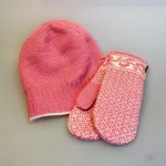 Uld Hue Vendbar 4-i-en Asala Rosa, Strikkede Luffer Uld med Bomuldsfoer - Asala Rosa, to- farvet, rosa, lyserød, pastelrosa, norsk, nordisk, folklore, tradition, island, strik, design, gamle, mønstre, forarbejdet, asala, 2, 21574, pink, sæt, matcher, feminin, yndige, søde, pigevanter, damevanter, dameluffer, damevanter, vintervanter, uld, uldne, uldstrik, hjemmestrikkede, håndarbejde, håndstrikkede, med foer, forede, vindstopper, wondstopper, økologisk, bomuld, merino, bløde, varme, smarte, kvalitet, lækre, særlige, fine, flotte, moderne, nordisk, design, mønster, mønsterstrik, strikluffer, strikhandsker, strikvanter, mittens, feustlinge, vintervanter, cykel, skiferie, tilbehør, gave, gaveide, julegave, norsk, island, kradser ikke, klør ikke, behagelige, biti, ribe, vadehavet, marsken, pastelfarver,