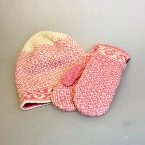 Uld Hue Vendbar 4-i-en Asala Rosa, Strikkede Luffer Uld med Bomuldsfoer - Asala Rosa, to- farvet, rosa, lyserød, pastelrosa, norsk, nordisk, folklore, tradition, island, strik, design, gamle, mønstre, forarbejdet, asala, 2, 21574, pink, sæt, matcher, feminin, yndige, søde, pigevanter, damevanter, dameluffer, damevanter, vintervanter, uld, uldne, uldstrik, hjemmestrikkede, håndarbejde, håndstrikkede, med foer, forede, vindstopper, wondstopper, økologisk, bomuld, merino, bløde, varme, smarte, kvalitet, lækre, særlige, fine, flotte, moderne, nordisk, design, mønster, mønsterstrik, strikluffer, strikhandsker, strikvanter, mittens, feustlinge, vintervanter, cykel, skiferie, tilbehør, gave, gaveide, julegave, norsk, island, kradser ikke, klør ikke, behagelige, biti, ribe, vadehavet, marsken, pastelfarver,