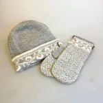 Strikkede Luffer Uld med Bomuldsfoer - Asala Lysegrå, Uld Hue Vendbar 4-i-en Asala Lysegrå, asala, 1, 21515, lysegrå, grå, perlegrå, lys, neutral, klassisk, dæmpet, hipsterhue, ensfarvet, mønstret, mønster, dobbelt, opslag, ombuk, opbuk, ribkant, alsidig, hipster, elegant, feminin, sporty, loose, casual, damet, match, mix, sæt, uld, uldhue, stor, puld, fyldig, løs, varm, rombe, strikhue, hue, hat, strikhat, strikket, fintstrikket, skater, flot, tynd, varm, lun, let, smart, kvinder, dame, til damer, gaveide, gave, vinterhue, overgangshue, assesseries, tilbehør, accessoires, vinter, julegaveide, eksklusiv, biti, ribe,