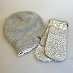 Strikkede Luffer Uld med Bomuldsfoer - Asala Lysegrå, Uld Hue Vendbar 4-i-en Asala Lysegrå, asala, 1, 21515, lysegrå, grå, perlegrå, lys, neutral, klassisk, dæmpet, hipsterhue, ensfarvet, mønstret, mønster, dobbelt, opslag, ombuk, opbuk, ribkant, alsidig, hipster, elegant, feminin, sporty, loose, casual, damet, match, mix, sæt, uld, uldhue, stor, puld, fyldig, løs, varm, rombe, strikhue, hue, hat, strikhat, strikket, fintstrikket, skater, flot, tynd, varm, lun, let, smart, kvinder, dame, til damer, gaveide, gave, vinterhue, overgangshue, assesseries, tilbehør, accessoires, vinter, julegaveide, eksklusiv, biti, ribe,