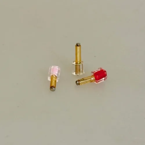 Miniature Neglelak, sæt 3 stk. 5932, negletekniker, gellak, gel, negle, make up, sminke, kosmetik, dame, kvinde, smukkesere, kosmetolog, sjov, sangskjuler, ansigtsbehandling, wellness, beauty, salon, hudpleje, sangskjuler, gavekort, symbolsk, gave, nisser, nisseting, nissedør, 1:12, miniature, småting, ting til, nisser, dukkehus, dukkehusting, biti, ribe, titanias, palads