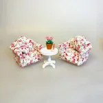 Polstret Miniature Lænestol med Blomster , flyder, tvstol, 23059, dukkehus, dukkehuset, dukkemøbler, dukkehusmøbler, sofa, mini, miniature, polster, polstret, sommerhus, sommerlig, fin, feminin, sød, liberty, blød, morfar, middagslur, sove til middag, middagslur, lille lur, en på øjet, sangskjuler, blomster, ny sofa, gavekort, symbolsk, gave, til, gave, gaveide, pengegave, dukkemøbler, biti, ribe,