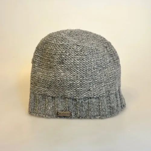 Hue Uld med Foer og Ribkant - Siddha Grå, mellemgrå, meleret, ensfarvet, herrehue, til mænd, tyk, chunky, hipster, beanie, drengehue, strikhat, damehue, strikhue, strikket, håndstrikket, ren, uld, økologisk, bomuld, foret, med, foer, let varm, vindtæt, windstopper, opbuk, ribkant, unisex, tidsløs, luksuriøs, kvalitet, lækker, klassisk, ensfarvet, brun, mulvarp, flot, elegant, stilet, stilig, julegave, gave, biti, ribe, vadehavet,