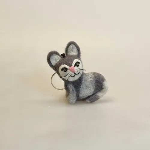 Nøglering med Filtet Kat, kat, katte, kattenøglering, filtkat, filtet, filetde, uldfilt, nøglering, katteting, ting med katte, ketteejer, gave, gaveide, julegave, lille særlig, personlig, speciel, biti, ribe,