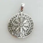 Sølv Vedhæng Ægirs Hjelm Massiv med Runer, runer, ægirs, hjelm, skjold, beskyttelse, amulet, magisk, heksetegn, tegn, symbol, ægte, original, fund, vikinger, vikingesmykke, sølv, sterling, ren, udgravninger, vikingevedhæng, 98481, sølvvvedhæng, damer, mænd, stort, symbol, symbolik, symbolsk, gave, rejse, biti, ribe