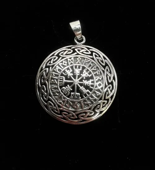 Sølv Vedhæng Vegvisir med Runer og Evighedsflet, 98838, vejviser, finde vej, hjælp, kompas, vikingekompas, biti, ribe