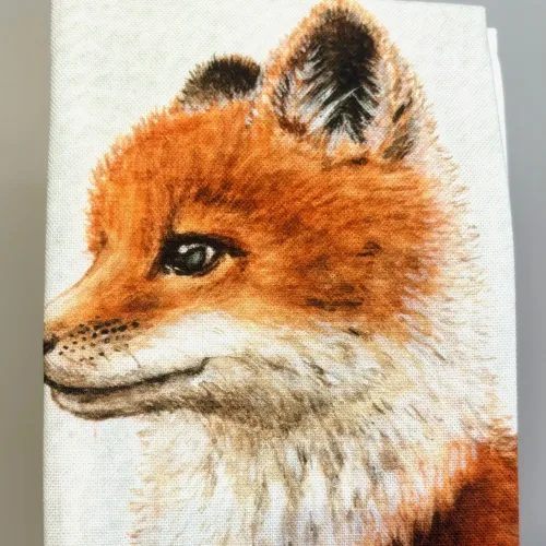 Viskestykke Bomuld med Tryk - Ræveunger, ræve, hvalpe, fox friends, ræveunge, rød, fox, mikkel, maluu, dyr, natur, vilde, dansk, fauna, akvarel, smukt, lækkr, kvalitet, gave, gaveide, praktisk, nyttig, sød, køkken, ting, tekstiler, moderne, biti, ribe