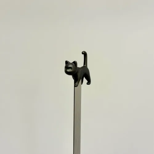 Bogmærke Stål - Sort Kat, missekat, kattekilling, killing, læsehest, bogorm, gave, elsker, bøger, katte, ting med, symbolsk, personlig, gaveide, biti, ribe, kattebogmærke,