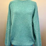 Harley of Scotland - Lambswool Pullover Uni Turkis, azure, hummingbird, soft, lambswool, uld, ren, let, tynd, indendørs, herretrøje, herre, mænd, strik, pullover, striktrje, ulden, uldtrøje, sweater, unisex, lang, cool, klassisk, skotsk, skotland, kvalitet, lækker, holdbar, tidsløs, tidløs, bæredygtig, ren, naturmaterialer, klædelig, under, en blazer, rund hals, fintstrikket, luksus, behagelig, varm, lun, smart, biti, ribe