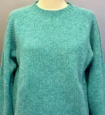 Harley of Scotland - Lambswool Pullover Uni Turkis, azure, hummingbird, soft, lambswool, uld, ren, let, tynd, indendørs, herretrøje, herre, mænd, strik, pullover, striktrje, ulden, uldtrøje, sweater, unisex, lang, cool, klassisk, skotsk, skotland, kvalitet, lækker, holdbar, tidsløs, tidløs, bæredygtig, ren, naturmaterialer, klædelig, under, en blazer, rund hals, fintstrikket, luksus, behagelig, varm, lun, smart, biti, ribe