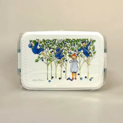 Madkasse - Dobbelt med Klemmer Putte i Blåbærskoven, bærfolket, drenge piger, voksne, drengemadkasse, pigemadkasse, mumitroldene, mumimor, mumifar, mumihuset, mumidalen, tove jansson, skole, børnehave, job, arbejde, frikost, madkasse, rummelig, miljørigtig, madpakke, medbragt, middagspausen, biti, ribe