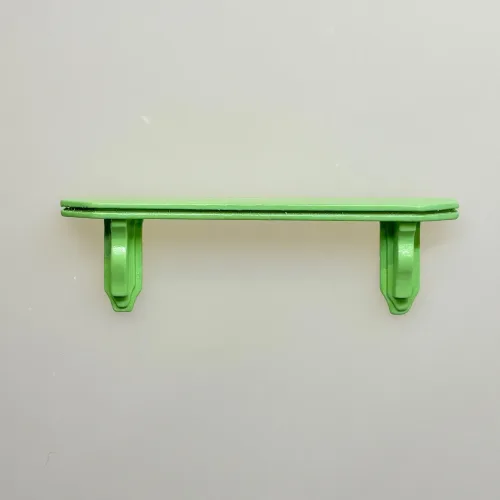 Miniature Hylde til Væg - Lysegrøn, lg, limegreen, 2934, grøn,hylde, svævehylde, miniature, hylde, af træ, træhylde, 1:12, miniature, møbler, dukkehus, ting, tilbehør, dukkemøbler, dukkehusmøbler, interiør, symbolsk, gave, sang, tale, sjov, gavekort, bryllup, konfirmation, rejse, indflyttergave, nisser, nissedør, nissemøbler, nissehus, nissebo, biti, ribe, sætterkasse, kikkasse, sjov, 2934, Miniature Porcelænskrukker Mel & Sukker