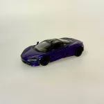 Modelbil Mclaren 720S Racer Midnatsblå, lilla, violet, mørkeblå, metallic, spider, formel 1, formel one, tacer, butterfly, døre, gti, old timer, old school, cool, hurtig, racer, racerbil, sportsvogn, benzin, fast car, modelbil, samler, mekaniker, kørekort, 18 år, symbolsk gave, gaveide, tillykke, drengerøv, drengebil, kontor, ungdom, biti, ribe, legendarisk, flot, sej, racerkører, le mans,