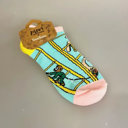 Strømper Pippi Langstrømpe - Turkis, korte, footy, footies, sneakersstrømper, sneaker, sokker, pastelfarvede, sommerstrømper, stige, abe, hr, nelson, damestrømper, dame, pige, drenge, festlige, pippi, ting, assesoires, accessoires, sokker, strømper, bomuld, bomuldsstrømper, bomuldssokker, sjove, motiv, kulørte, farverige, humoristiske, pippisokker, pippistrømper, økologisk, holdbare, gave, gaveide, pippi fan, sstærk, sej, forbillede, konfirmationsgave, konfirmand, gaveide, gave, biti, ribe, astrid lindgren, pippiting, pippi34D, nordic boddies