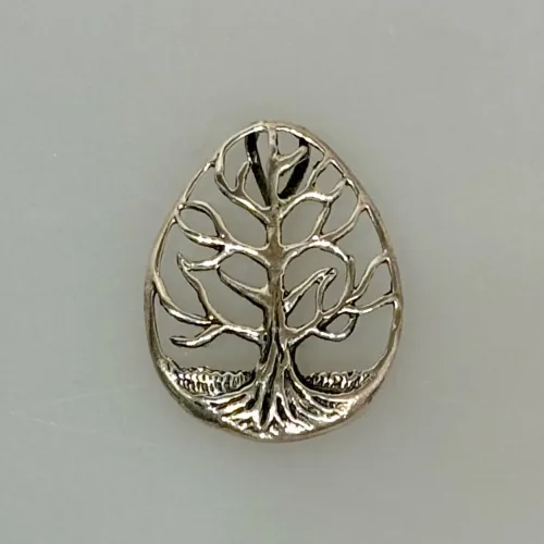 Vedhæng Sølv - Livets Træ Yggdrasil Dråbeformet, ægte, ren, sølv, sølvvedhæng, np, 06-328-5, ovalt, dråbe, stort, gylden, kobber, dråbe, som et strejf af en dråbe, ,Vikinge vedhæng sølv - Livets træ Yggdrasil lille oval, Vikinge Vedhæng sølv - Livets træ Yggdrasil, vikingesmykker, vikingsmykker, livstræet, ask, ygdrasil, yggdrassil, asatro, sølvvedhæng, sølvsmykke, kædevedhæng, freja, nordisk mytologi, asgård, udgård, midgård, museumssmykker, museums smykker, kopi smykker, fund, kopier af fund, ribe, biti,
