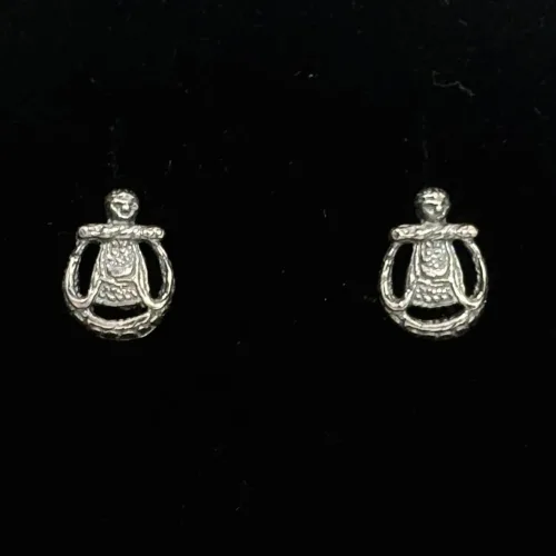 Vikinge Ørestikkere i Sølv - Rund Freja, frugtbarhed, gudinde, skønhed, fertilitet, gravid, frugtsommelig, med barn, moder, frugtbarhedsgudinde, aser, aserne, vikinger, vikingetro, asgård, sølv, ægte, original, kopi, fund, tisø, tissø, udgravninger, museumssmykker, ørepynt, ørestikker, studs, øreringe, smukke, symbolik, symbolsk, amulet, lykke, bringende, vikingeøreringe, sterling, ren, biti, ribe, domkirke, 06-113-30