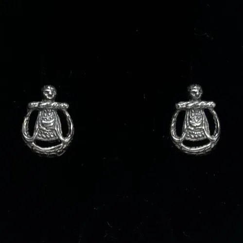 Vikinge Ørestikkere i Sølv - Rund Freja, frugtbarhed, gudinde, skønhed, fertilitet, gravid, frugtsommelig, med barn, moder, frugtbarhedsgudinde, aser, aserne, vikinger, vikingetro, asgård, sølv, ægte, original, kopi, fund, tisø, tissø, udgravninger, museumssmykker, ørepynt, ørestikker, studs, øreringe, smukke, symbolik, symbolsk, amulet, lykke, bringende, vikingeøreringe, sterling, ren, biti, ribe, domkirke, 06-113-30