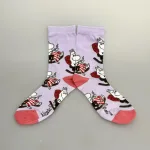 Strømper Mumimor - Lilla, lyslilla, violet, gyngestol, te, tekop, tedrikker, pastellilla, pastelfarver, mor, mamma, morsdag, moomin, verdens bedste mor, 12 maj, anden søndag, maj, morsdagsgave, strømper, sokker, sommer, lette, søde, god, kvalitet, mumifamilien, mumi, mumidalen, biti, dame, damestørrelser,