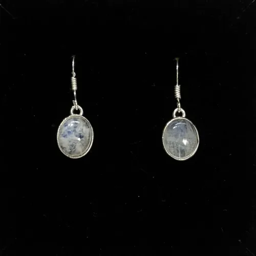 Sølv Ørenringe med Månesten Oval, maanesten, moonstone, BLT, ædelsten, halvædelsten, mineraler, sten, krystaller, stensmykker, ægte, sterling sølv, ren, 925, øreringe, ørehængere, hænge, sølvøreringe, flotte, kvalitet, boho, boheme, særlige, gave, gaveide, specielle, biti, ribe, maanesten, stine a, enamel, cph, dansk, design, danske, brands,