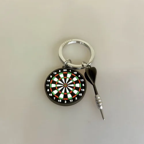 Nøglering - Dartskive og Dartpil, dart, spil, værtshus, mtm, 383-01, bullseye, vinder, gave, gaveide, personlig, symbolsk, efterløn, brunt, biti, ribe,