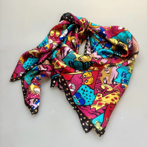 Silketørklæde Satin Laurel Burch Katte Multi, stort, 90 x 90 cm, firkantet, kvadratisk, fed, silke, ren, satin, silkesatin, katte, kattemotiv, kunst, kunstmotiv, maler, amerkansk, katteejer, med, accessoires, tilbehør, luksus, luksuriøst, kvalitet, lækkert, smukt, farverigt, regnbue, pride, farver, biti, tørklæde, gave, gaveide, rund, fødselsdag, damer, jubilæum, flot, chic, biti, ribe, 73638,