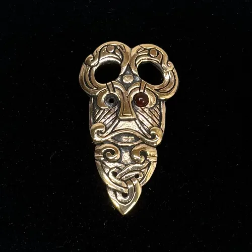 Vikingevedhæng i Bronze - Odinmaske med Glasøje, et øje, enøjet, overgud, øverste, as, aser, asgård, glasøje, odin, odinmaske, odinsmaske, smykke, vedhæng, museumssmykker, gylden, sej, gave, gaveide, vikingesmykker, biti, ribe