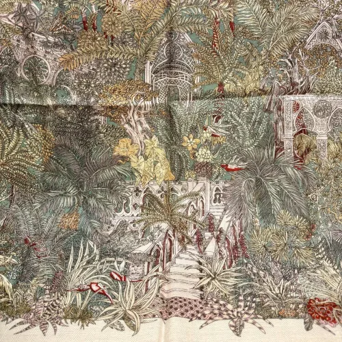 Bandana Tørklæde Uld og Silke - Hidden Palace, urskov, jungle, skjult, forsvunden, by, rige, glemt, pallads, slot, magisk, elegant, chic, smart, moderne, merino, uld, twill, twillvævet, silke, luksus, kraftigt, lunt, blødt, efterår,, vinter, forår, halsen, charmeklud, bandeaux, lille, chic, vendbart, dobbelt, vævet, håndrullede, kanter, lækker, kvalitet, smart, moderne, luksus, elegant, poetisk, smukt, blå, toner, harmonisk, eventyrligt, silkebandana, lille, firkantet, kvadratisk, løver, heste, traner, svaner, skildpadder, elefanter, safari, bjerg, afrika, flod, skabelsen, noas ark, hulemaleri, kunst, livets gang, dyreflokke, dyreliv, musik, hymne, hyldest, palmer, frodigt, gave, gaveide, antropolog, antropologi, biti, ribe