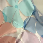 Silketørklæde Bandana Flower Pastel, pastelfarver, lyse, feminint, yndigt, friskt, ungdommeligt, girly, fint, rosa, lyslilla, fersken, laks, lyseblåt, turkis, sarte, farver, diskret, cute, poetisk, pastel, lyse, farver, elegant, sommerfugl