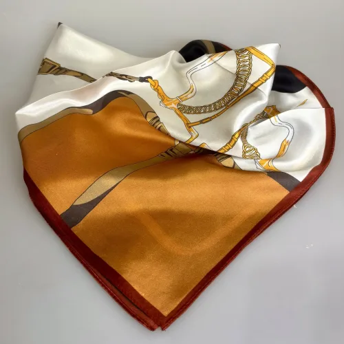 Silketørklæde Bandana Sort Hvid Gylden med Seletøj, enkelt, classy, Silketørklæde Bandana Brun Grå Orange med Seletøj, variabelt, fire i en, petrol, orange, brun, grå, nobelt, lady like, elegant, lækkert, heste, hestesko, seletøj, vuitton, chanel, gucci, elegant, ladylike, grønt, gult, limegrønt, lyst, lækkert, kvalitet, ren, silke, lille, kvadratisk, bandana, nicki, firkantet, charmeklud, flot, gave, gaveide, biti, ribe, silketørklæde, ren, ægte, silke, silkesatin, fed, luksus, luksuriøst, i halsen, halsklud, taske, bandoliere, charmeklud, moderne, hip, new in, efterår, farver, smart, biti, ribe, dior, hermes, nobelt, lady like, elegant, lækkert, heste, hestesko, seletøj, vuitton, chanel, gucci, elegant, ladylike, grønt, gult, limegrønt, lyst, lækkert, kvalitet, ren, silke, lille, kvadratisk, bandana, nicki, firkantet, charmeklud, flot, gave, gaveide, biti, ribe, silketørklæde, ren, ægte, silke, silkesatin, fed, luksus, luksuriøst, i halsen, halsklud, taske, bandoliere, charmeklud, moderne, hip, new in, efterår, farver, smart, biti, ribe, dior, hermes,