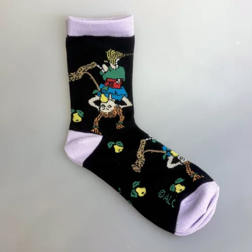 Strømper Pippi Langstrømpe - Sort, pærer, pæretræ, PIPPI, damestrømper, dame, pige, drenge, festlige, pippi, ting, assesoires, accessoires, sokker, strømper, bomuld, bomuldsstrømper, bomuldssokker, sjove, motiv, kulørte, farverige, humoristiske, pippisokker, pippistrømper, økologisk, holdbare, gave, gaveide, pippi fan, sstærk, sej, forbillede, konfirmationsgave, konfirmand, gaveide, gave, biti, ribe, astrid lindgren, pippiting, pippi170G, nordic boddies
