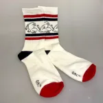 Strømper Sport - Mumi Koldbøtter Blå Rød, herresokker, herrestørrelse, store, størrelser, 40-45, farver, soft, retro, 80'erne, vibes, strand, snorkfrøkenen, lucky, socks, retro, farver, sjove, herlige, humoristiske, gave, gaveide, camping, outdoor, life, hike, sportssokker, sportsstrømper, ankelsokker, bomuld, bomuldssokker, feminint, tøset, cute, love, rosa, pink, babypink, lyssrød, rosa, kærlighed, pigesokker, pige, dame, girly, mumitroldene, moomin, mumidalen, strømper, sokker, sommersokker, dame, damesokker, pigestrømper, sneakers, sneaker strømper, tegneserie, cartoon, sjove, søde, glade, kvalitet, god, lækker, holdbare, sokker, strømper, bomuld, bomuldsstrømper, bomuldssokker, sjove, motiv, kulørte, farverige, humoristiske, mumisokker, mumistrømper,, økologisk, holdbare, gave, gaveide, fan, stærk, sej, forbillede, konfirmationsgave, konfirmand, gaveide, gave, biti, ribe, nordic boddies,tennissokker, tenisstrømper