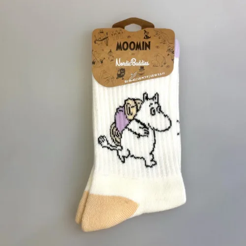 Strømper Sport - Mumi på Vandretur Pastel, moomin29E, pastelfarver, lyse, feminine, yndige, søde, pige, pigesokker, tennissokker, mumi, moomin, Strømper Sport - Mumi på Vandretur, rejse, rygsæk, jordomrejse, dannelsesrejse, lucky, socks, retro, farver, sjove, herlige, humoristiske, gave, gaveide, camping, outdoor, life, hike, sportssokker, sportsstrømper, ankelsokker, bomuld, bomuldssokker, hjerter, feminint, tøset, cute, love, rosa, pink, babypink, lyssrød, rosa, hjerter, kærlighed, pigesokker, pige, dame, girly, mumitroldene, moomin, mumidalen, strømper, sokker, sommersokker, dame, damesokker, pigestrømper, sneakers, sneaker strømper, tegneserie, cartoon, sjove, søde, glade, kvalitet, god, lækker, holdbare, sokker, strømper, bomuld, bomuldsstrømper, bomuldssokker, sjove, motiv, kulørte, farverige, humoristiske, mumisokker, mumistrømper,, økologisk, holdbare, gave, gaveide, fan, stærk, sej, forbillede, konfirmationsgave, konfirmand, gaveide, gave, biti, ribe, nordic boddies,
