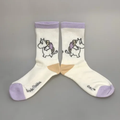 Strømper Sport - Mumi på Vandretur Pastel, moomin29E, pastelfarver, lyse, feminine, yndige, søde, pige, pigesokker, tennissokker, mumi, moomin, Strømper Sport - Mumi på Vandretur, rejse, rygsæk, jordomrejse, dannelsesrejse, lucky, socks, retro, farver, sjove, herlige, humoristiske, gave, gaveide, camping, outdoor, life, hike, sportssokker, sportsstrømper, ankelsokker, bomuld, bomuldssokker, hjerter, feminint, tøset, cute, love, rosa, pink, babypink, lyssrød, rosa, hjerter, kærlighed, pigesokker, pige, dame, girly, mumitroldene, moomin, mumidalen, strømper, sokker, sommersokker, dame, damesokker, pigestrømper, sneakers, sneaker strømper, tegneserie, cartoon, sjove, søde, glade, kvalitet, god, lækker, holdbare, sokker, strømper, bomuld, bomuldsstrømper, bomuldssokker, sjove, motiv, kulørte, farverige, humoristiske, mumisokker, mumistrømper,, økologisk, holdbare, gave, gaveide, fan, stærk, sej, forbillede, konfirmationsgave, konfirmand, gaveide, gave, biti, ribe, nordic boddies,