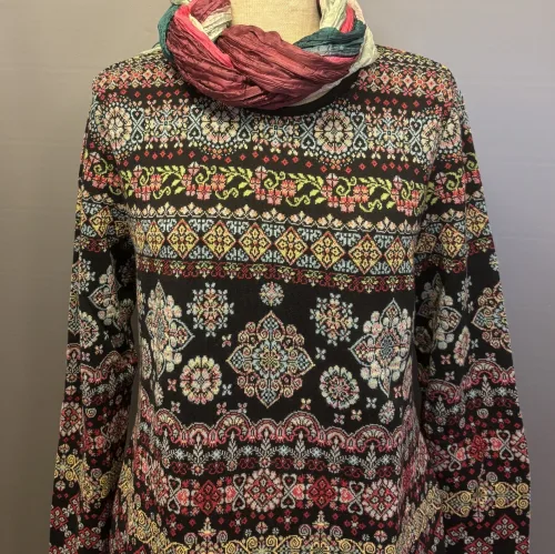 Dunque Fintstrikket Pullover - Øko Bomuld Sort Multi, øko, økologisk, bio, gotts, bomuldspullover, bomuldsbluse, bomuldsstrik, fintstrikket, let, blød, tradition, alternativ til uld, vinter, hele året, pullover, damepullover, smuk, særlig, mosaik, mønster, biti, ribe,