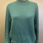 Ivko Pullover - Azulejo Fade Petrol, 262731, tricot, fintstrikket, højhalset, rullekrave, turtleneck, rummelig, klædelig, smart, særlig, kradser ikke, bæredygtig, holdbar, naturmaterialer, åndbar, temperaturregulerende, ikke for varm, lun, strik, striktrøje, damestrik, strikbluse, strikket, sweater, vinter, efterår, helårs, forår, dametrøje, gave, gaveide, kvaltet, lækker, flot, julegave, efterårsstrik, biti, ribe