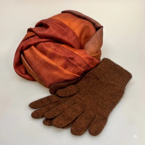 Strikkede Fingervanter Possum Rust, rimo rødbrun, rustbrun, mix, meleret, fingerhandsker, strikhandsker, strikvanter, uldvanter, uldhandsker, luksus, cashmere, cashmir, angora, ekstra, bløde, lune, lækre, varme, damer, piger, flotte, luksus, kvalitet, new zealand, biti, ribe, vinter, tilbhør, out door, vadehavet, nationalpark, sort sol, herre, dame, herrevanter, damehandsker